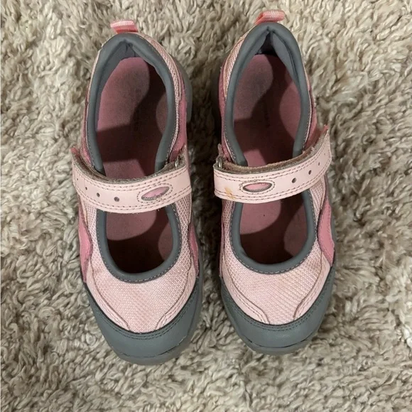 Lands End Pink Breeze and Grey Trekker Mary Jane’s girls​​​​ - Picture 3 of 9